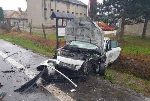 Nehoda Semerovce.jpg