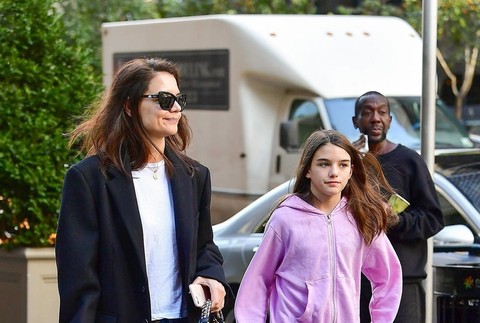 Katie Holmes a Suri Cruise ako 13-ročná