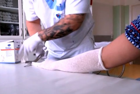 Akútnemu nedostatku sestier čelia všetky krajiny V4. Zdravotníci hľadajú riešenie