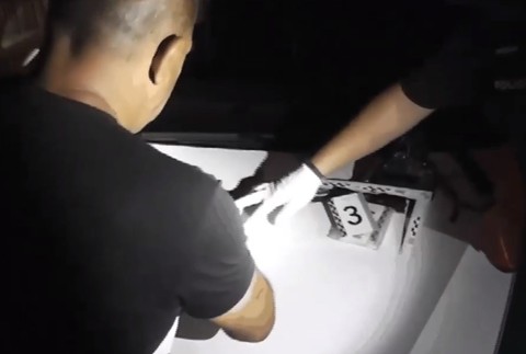 Polícia zadržala päť mužov, ktorí si kúpili pervitín za viac ako 300 eur. Štyria si ho hneď po kúpe aj pichli