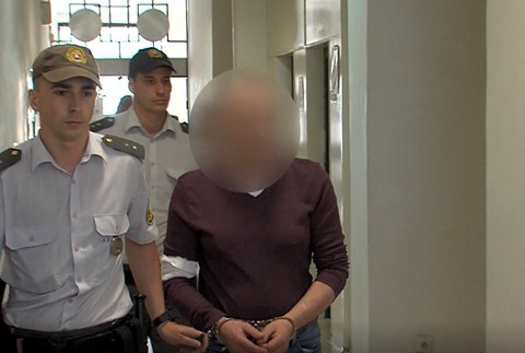 muž, ktorý sa rodine vyhrážal pre halu 