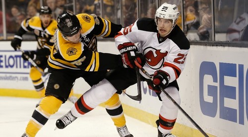 Odohral 365 zápasov v NHL, teraz si buduje kariéru rozhodcu