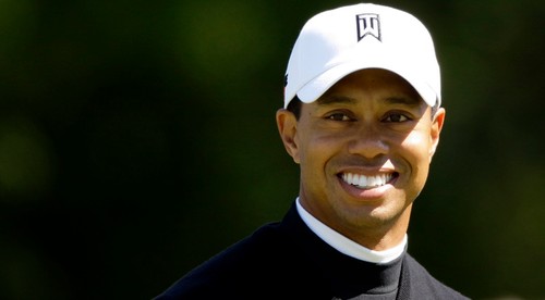 Tiger Woods sa vrátil do súťažného diania po desiatich mesiacoch