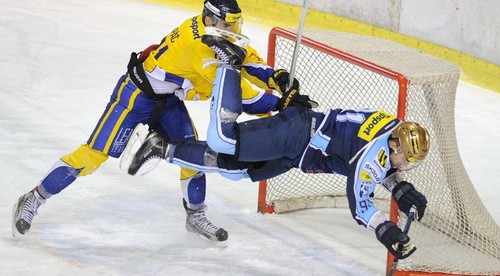 HK Nitra - ŠHK 37 Piešťany