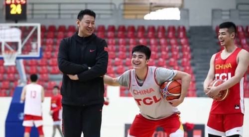 Čínska basketbalová liga môže naplniť optimizmom, ale odďaľuje to
