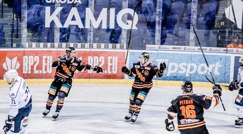 Košičania odohrajú derby v špeciálnych dresoch. Podporia zdravotníkov