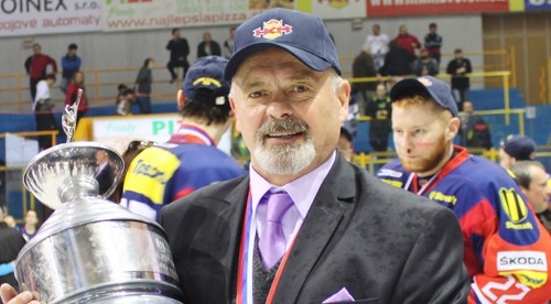 Peter Mikula: Zaviazali sme náš klub k obhajobe