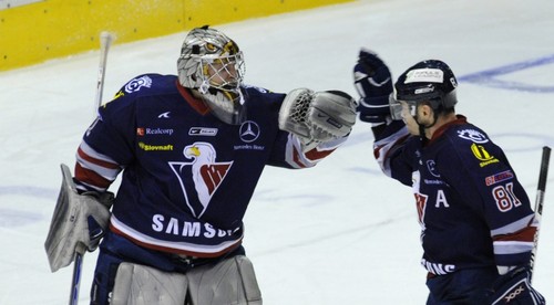 Na Slovensku strelil gól a vychytal dva tituly. Hovi smeruje do NHL