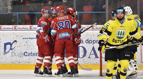 Aj takto sa bojuje o Tipsport ligu. TOTO zabránilo jasnému gólu