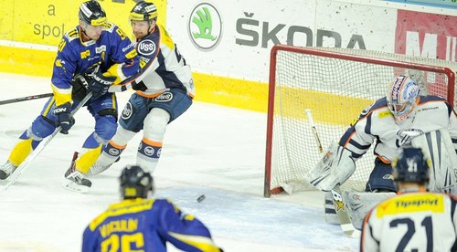 ŠHK 37 Piešťany - HC Košice