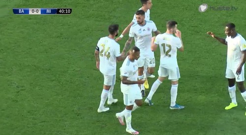 Slovan vyhral nad Michalovcami aj vďaka tomuto vlastnému gólu