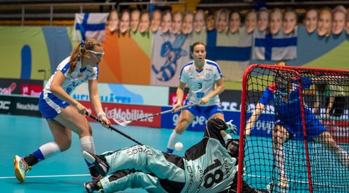 MS vo florbale žien: Slovensko - Fínsko 6:8. Favoritky sme však poriadne potrápili