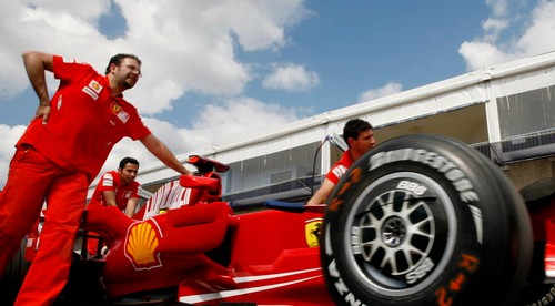 Dve riešenia, ako v tomto ročníku uskutočniť plnohodnotný seriál F1