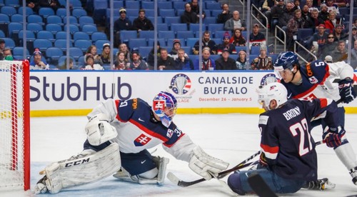 Nádejný slovenský brankár o krok bližšie k NHL