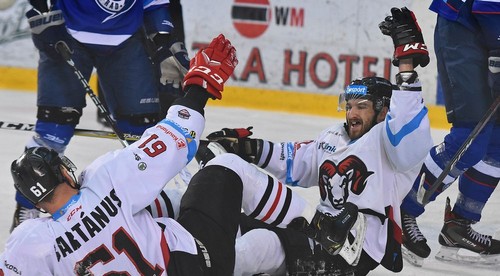 Williams zatiahol v Poprade roletu. Prvým finalistom Banská Bystrica