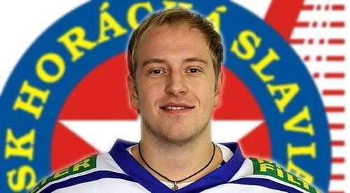Lukáš Popela vystuží zadné rady