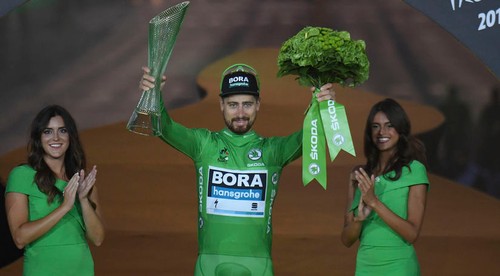 S cyklistami sa bozkáva dvakrát, ale Sagan to vyskúšal tri razy