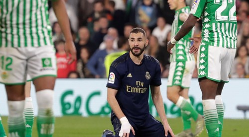 Benzema zhodil Girouda: je pri mne ako motokára pri formule