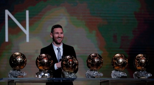 Rekordný Messi šiestykrát víťazom Zlatej lopty