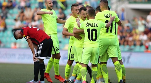 Žilinčanom pomohli diváci a striedajúci hráči. Druhá prehra Spartaka