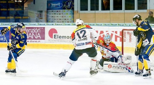 ŠHK 37 Piešťany - HKM Zvolen