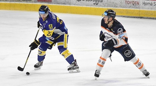 ŠHK 37 Piešťany - HC Košice