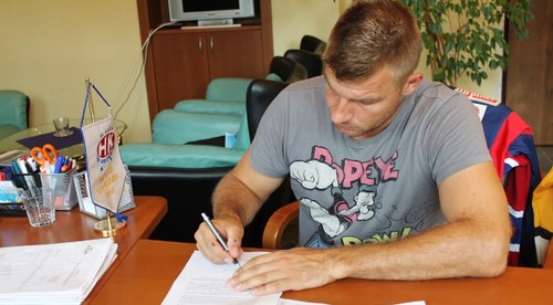 Tomáš Škvaridlo pokračuje v HKM