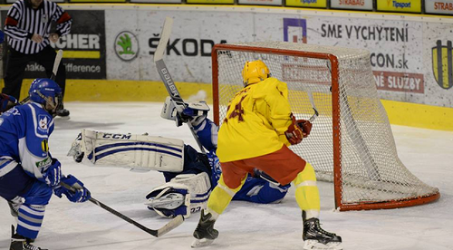 Prvé štvrťfinále v réžii dorastu Dukly, Poprad zdolal 6:1