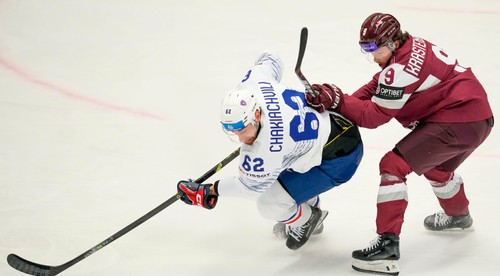 2024 IIHF Majstrovstvá sveta: Lotyšsko - Francúzsko 3:2 pp v B-skupine, opäť rozhodol Daugavinš