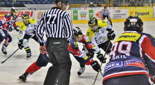 Spod Dubňa len bod. Na play-off stále málo