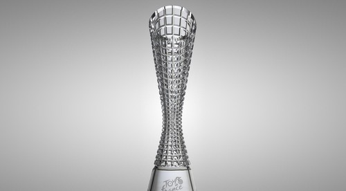 Trofeje pre víťazov cenných dresov navrhuje Slovák