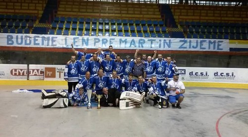 Popradský Fanklub víťazom Hokejbalového turnaja fanklubov