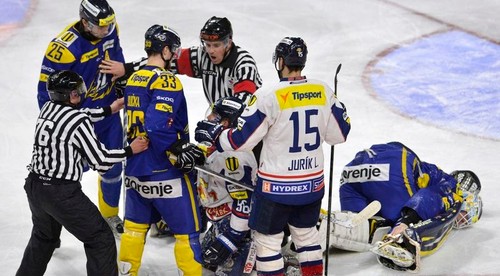 ŠHK 37 Piešťany - HKM Zvolen