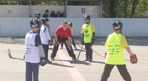Tipsport hokejová prípravka pokračuje, výstroj dostáva stále viac škôl