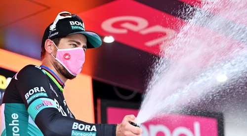 Giro d'Italia sa môže skončiť každý deň. Sme tí poslední, ktorí by sa mali sťažovať, vraví Sagan