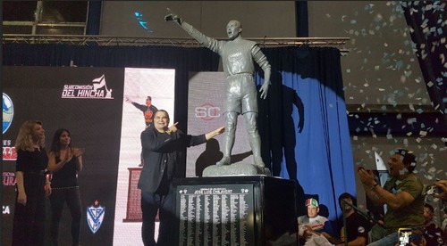 Chilavert má sochu pred štadiónom Vélezu Sarsfield