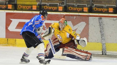 Juniorský majster Erik Kompas rád chytá puky aj ryby