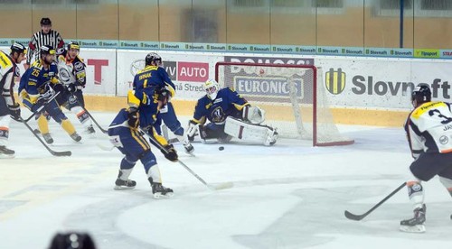 ŠHK 37 Piešťany - HC Košice