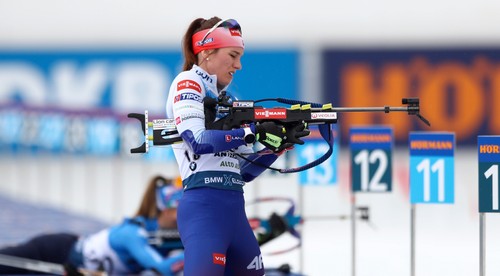 Najlepšia strelkyňa Fialková plače pre zlé lyže