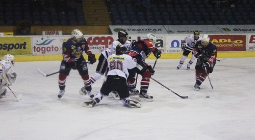 Zvolen vyhral základnú časť, vo štvrťfinále aj derby zápasy