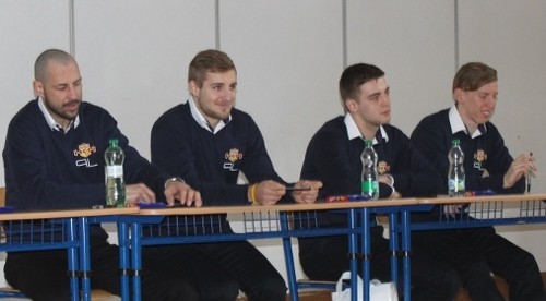 „Rytieri“ navštívili základnú školu vo Zvolenskej Slatine