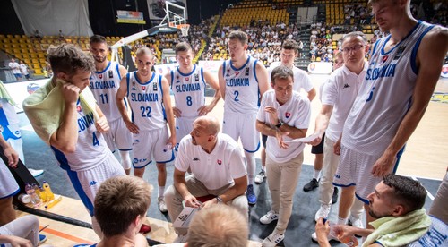 Chorvát Tabak priviedol Slovákov k postupu a odišiel