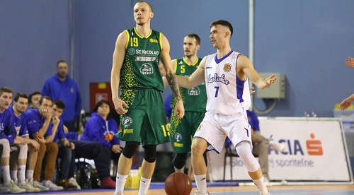 Boj do poslednej lopty. Levice si priblížili semifinále na Karlovke