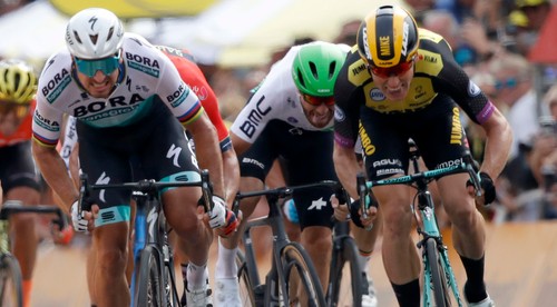Saganovi ušlo víťazstvo v 1.etape na Tdf iba o centimetre