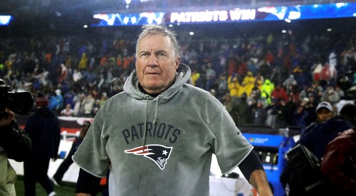 Trénera NFL počas online draftu na chvíľku zastúpil psík