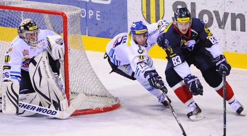 V minulosti brázdil slovenské ľady, dnes strieľa góly v KHL