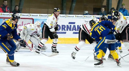 ŠHK 37 Piešťany - HC ´05 Banská Bystrica