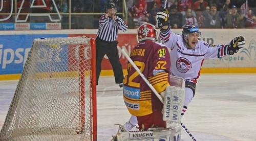 HC´05 iCLINIC B.Bystrica - Dukla Trenčín