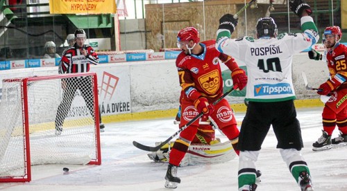 Trenčín po prehrách so Slovanom a Košicami zabral naplno v Nových Zámkoch
