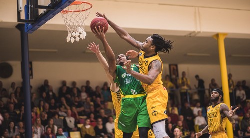 Víťaznú sériu Svitu ukončili majstrovské Levice